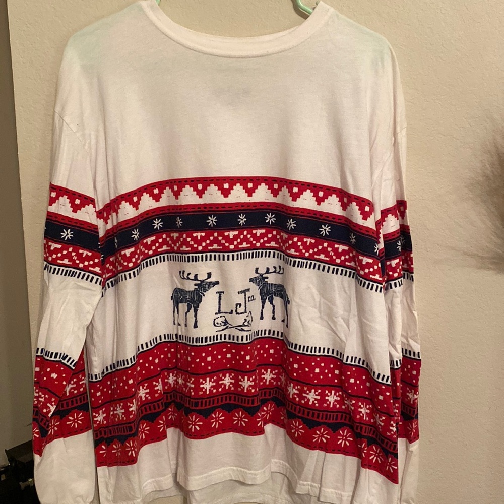 Lauren James long Sleeve Christmas Tee (size XL)
